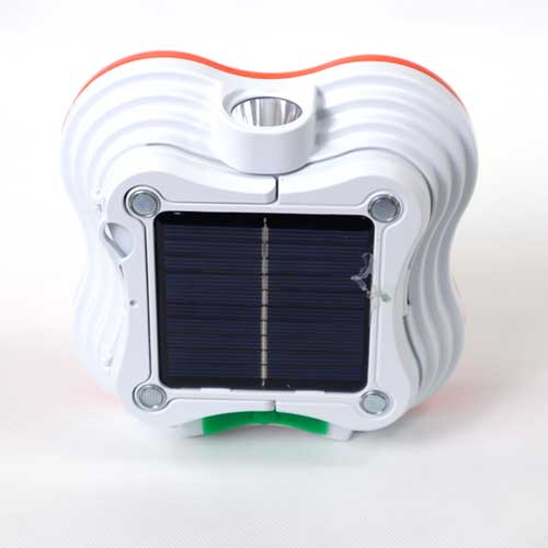 پنل خورشیدی پروژکتور شارژی کینساچ برای شارژ اقتصادی و مستقل از برق